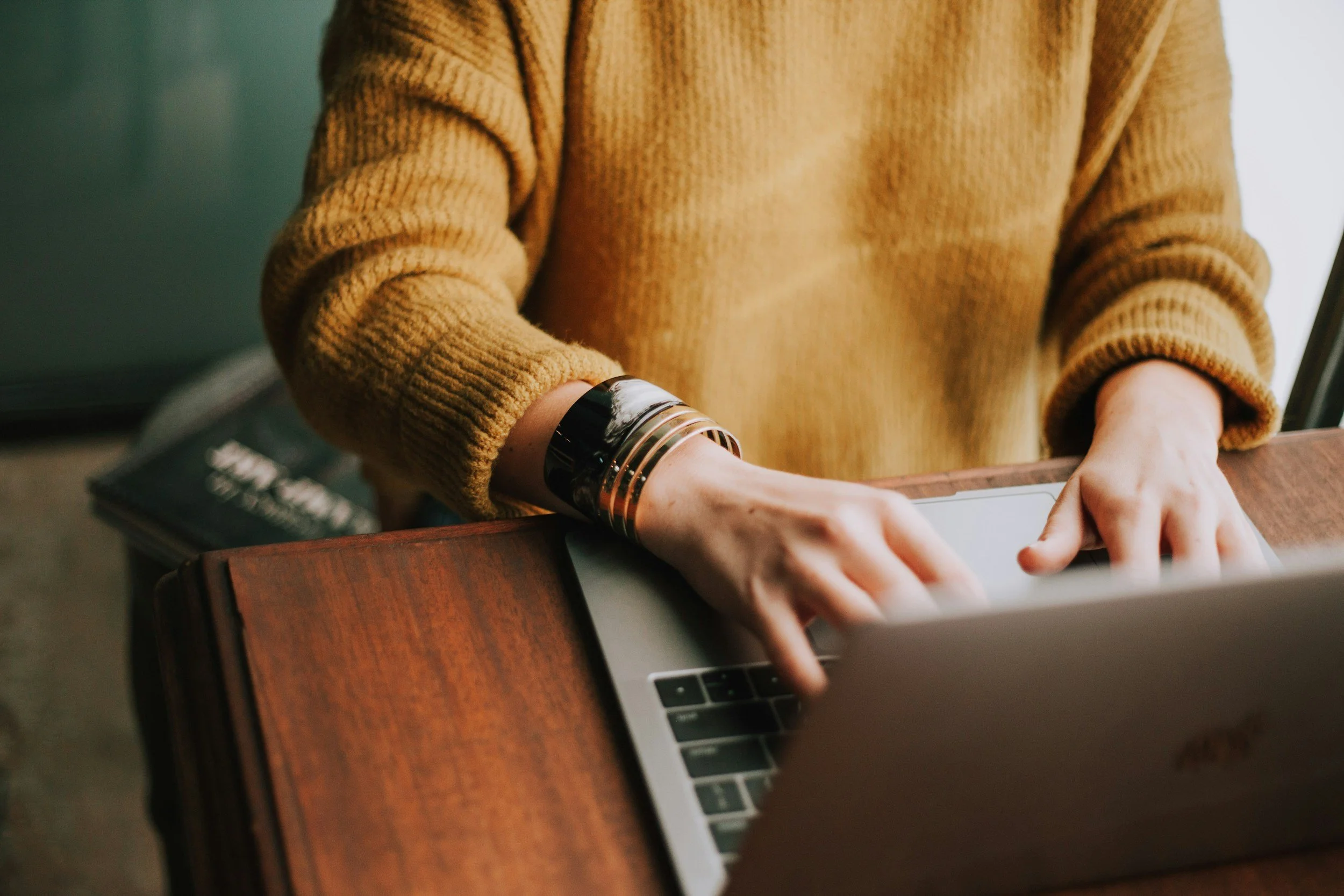 Sales and quoting tools for complex hire pricing